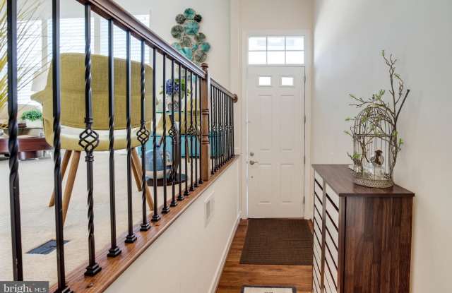 16603 DANRIDGE MANOR DRIVE Gallery 2
