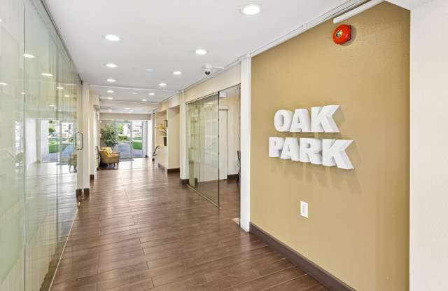 Oak Park Gallery 2
