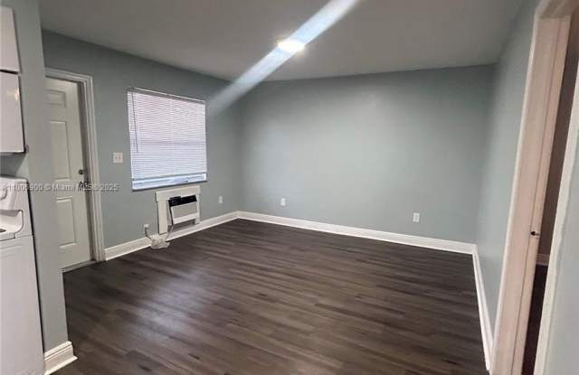 2137 Hayes St photos photos