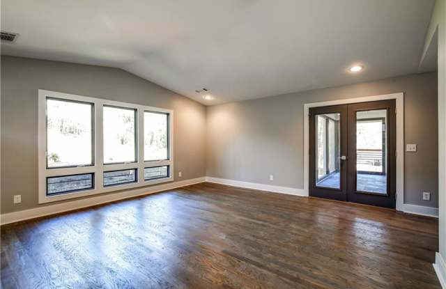 926 Crane Road NE Gallery 4