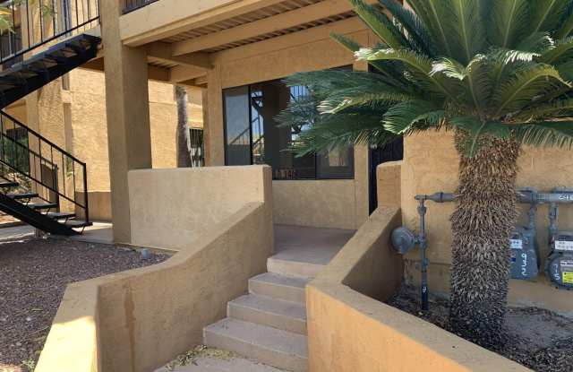 8271 N Oracle Road photos photos
