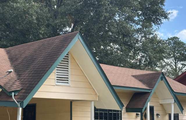 622 Lake Glen Place Gallery 2