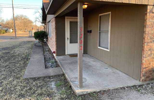 **Coming Soon** 2 Bedroom, 1 Bathroom Home for Rent in Waco TX - 3202 Fadal Avenue, Waco, TX 76708 **Coming Soon** 2 Bedroom, 1 Bathroom Home for Rent in Waco TX - 3202 Fadal Avenue, Waco, TX 76708