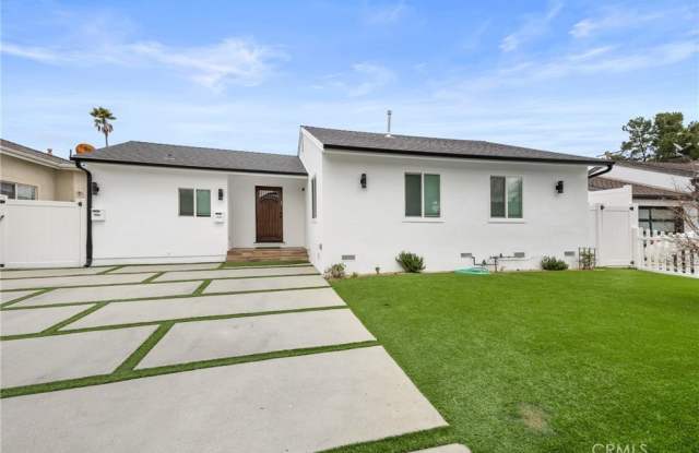 18015 Collins photos photos