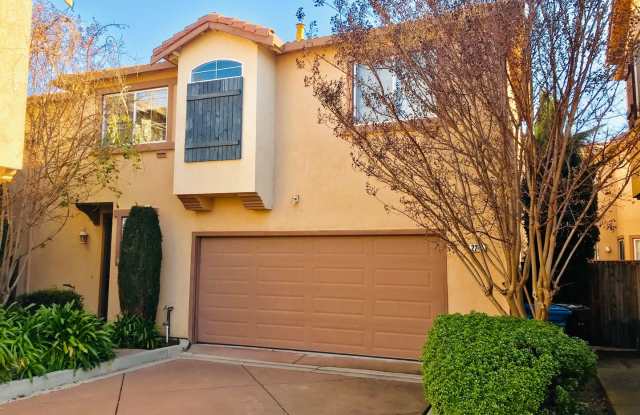 Beautiful 3 Bed 2.5 Bath Santa Clara Townhome. 2 Car Garage  Private Backyard - 2241 3rd Street, Santa Clara, CA 95054