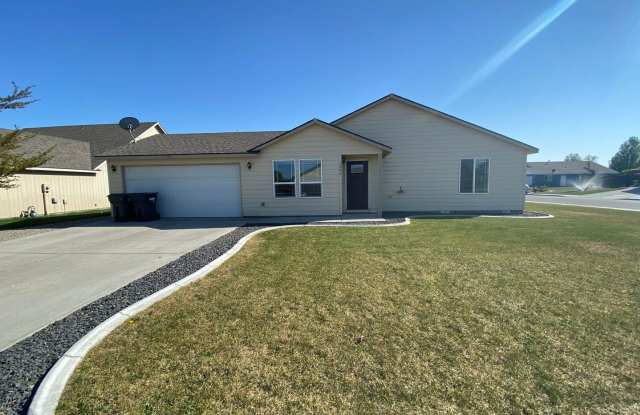 5904 Fenway Dr. - 5904 Fenway Drive, Pasco, WA 99301