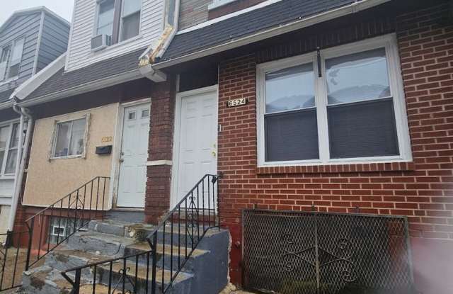 Well Priced Home - Elmwood Park photos photos