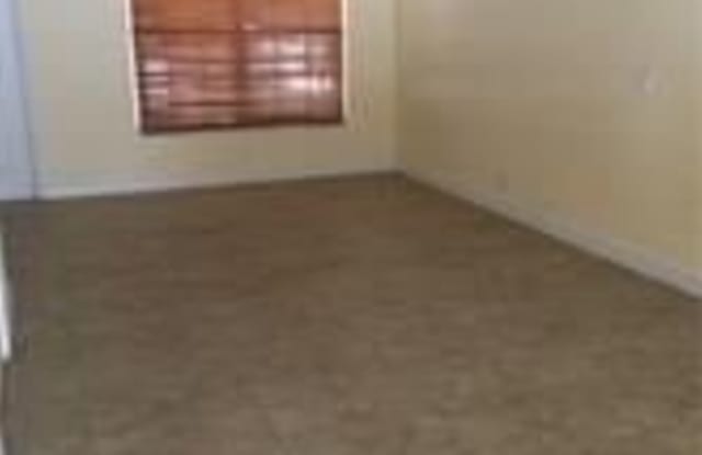 8012 Sanibel Dr - 8012 Sanibel Drive, Tamarac, FL 33321