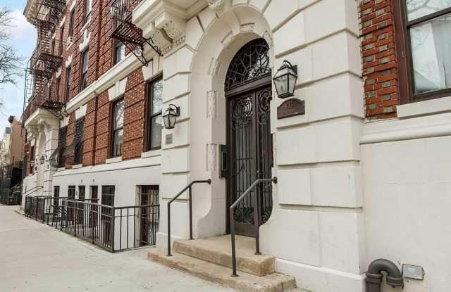 433 Dean STREET Gallery 1