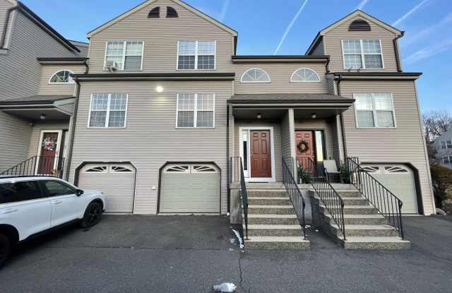 34 Taft Point - 34 Taft Pointe, Waterbury, CT 06708