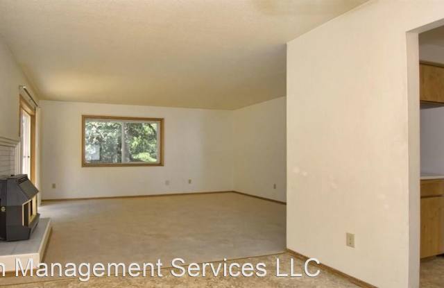 4295 NW Canary Place Gallery 2