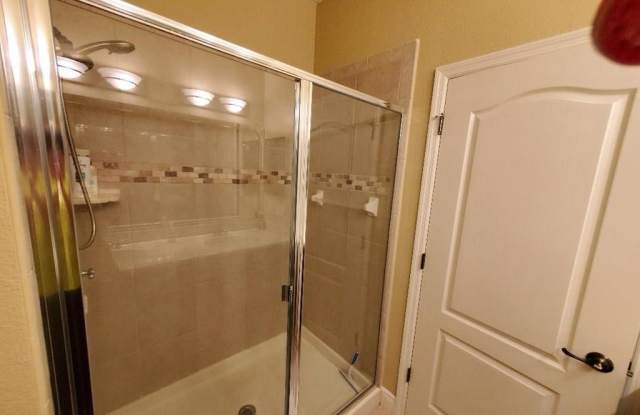 200 Riverview Bend S Gallery 4