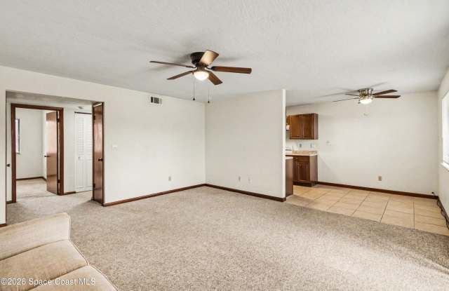 1123 Tree Ridge Lane NE Gallery 4
