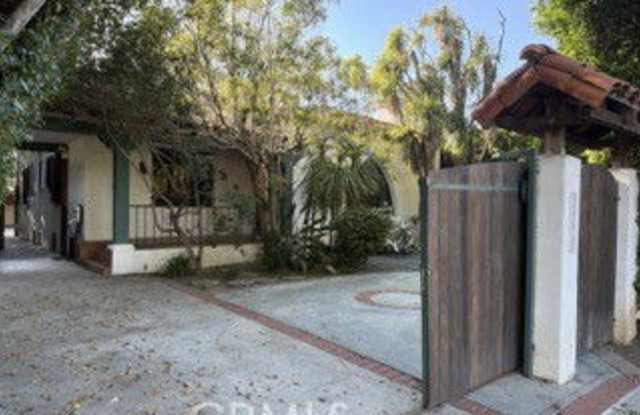 2335 Overland Avenue photos photos