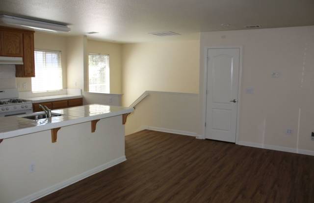 Adorable Studio Apartment - 312 Parnell Court, Walnut Creek, CA 94597
