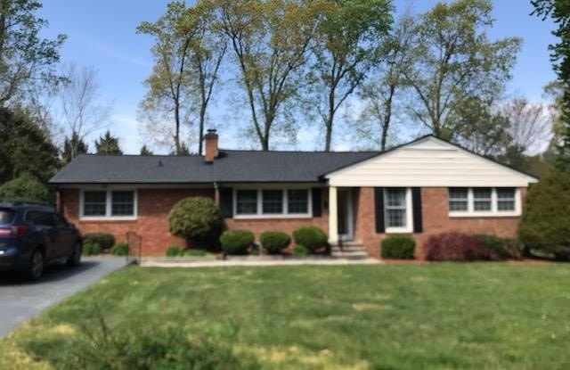 2153 Canterbury Drive - 2153 Canterbury Drive, Burlington, NC 27215