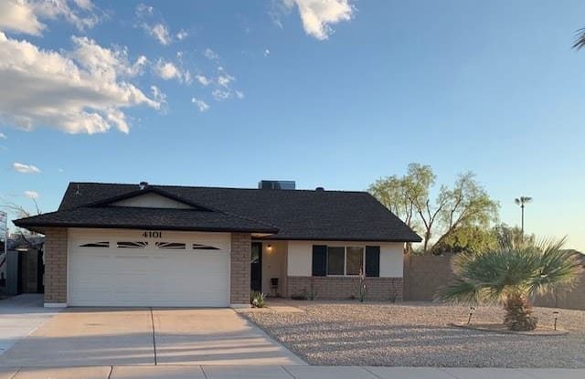 4101 E Greenway Ln - 4101 East Greenway Lane, Phoenix, AZ 85032