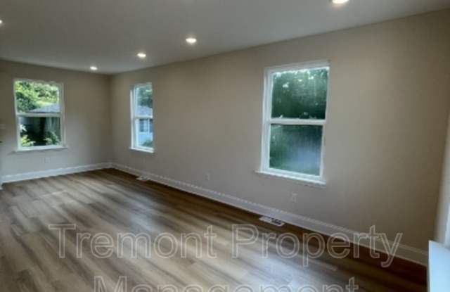 1409 East 50th Street ADU photos photos