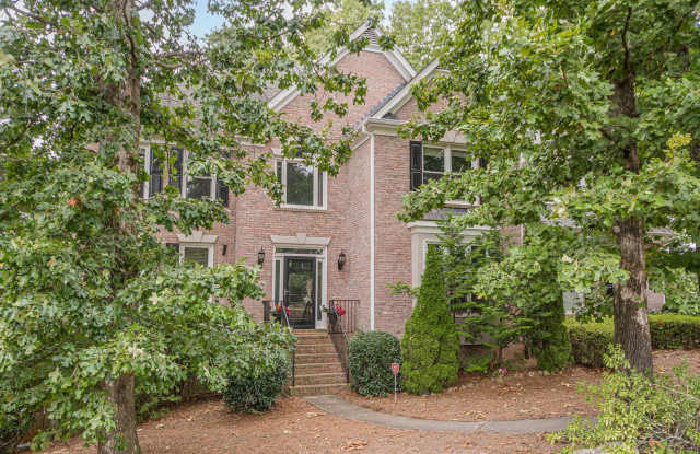 Spacious 4BR House in Marietta - 755 Sharpshooters Ridge, Marietta, GA 30064