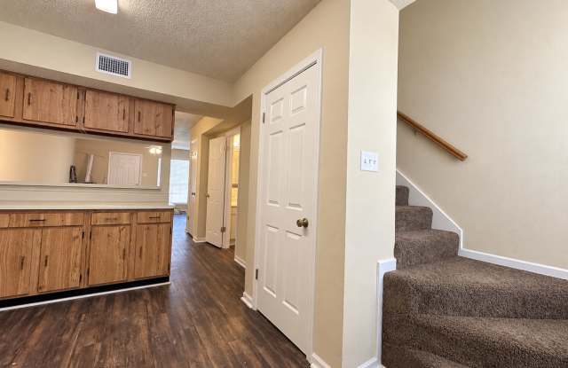 5975 Tullis Drive - 5981 Gallery 4