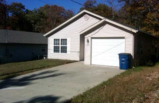 3 Bedroom House in Merriam Woods - 3057 Driftwood Road, Merriam Woods, MO 65740