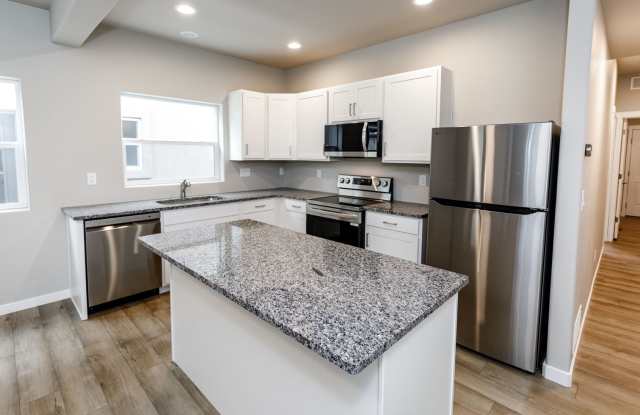Brand-New Townhome with Modern Finishes, Kitchen Island & Exceptional Extra Space Gallery 3