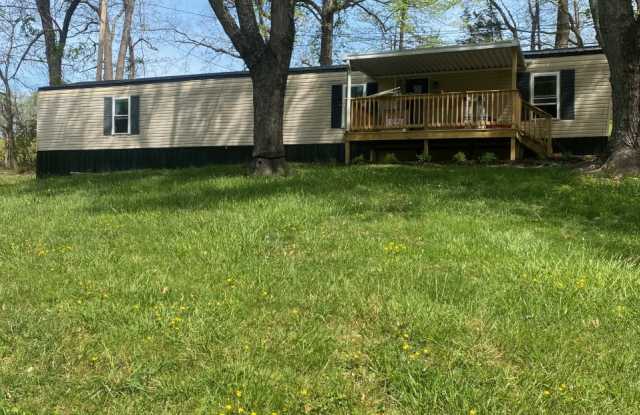 1666 Weaver Branch Rd - 1666 Weaver Branch Road, Sullivan County, TN 37686