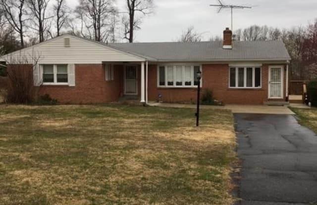 10420 CLEARY LN - 10420 Cleary Lane, Mitchellville, MD 20721