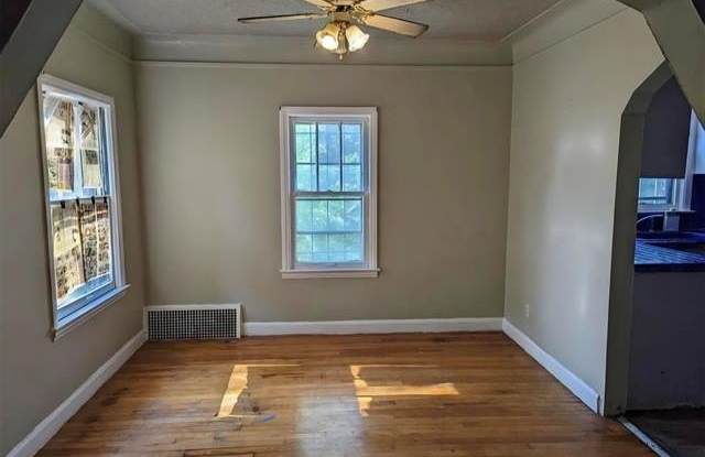 14771 Woodmont Avenue Gallery 3