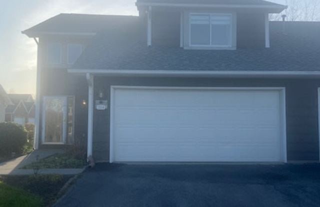 224 Brook Ln - 224 Brook Lane, Bristol, VA 24201
