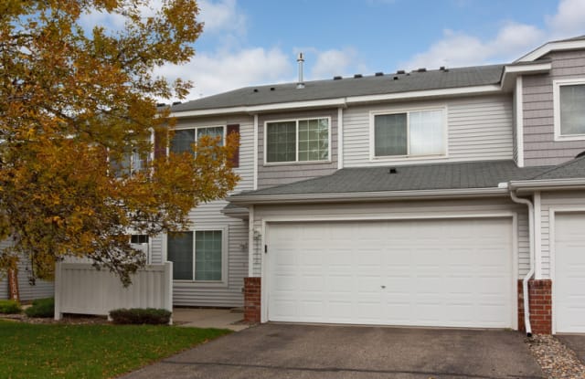 15816 Fleet Trl - 15816 Fleet Trail, Apple Valley, MN 55124