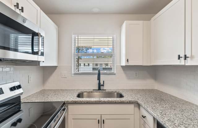 1815 Clements Avenue - 1815 Clements Avenue, North Charleston, SC 29405