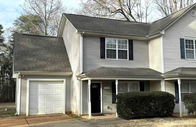 5765 Grassy Creek Road - 5765 Grassy Creek Road, Denver, NC 28037