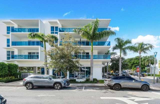 1 South PALMWAY Gallery 1