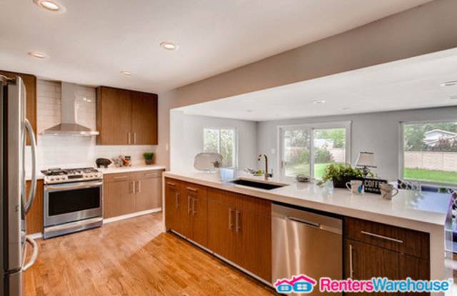 3731 South  Uinta Street Gallery 4