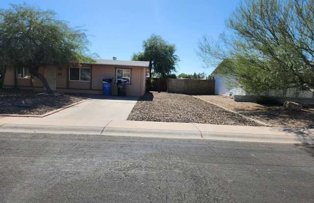 1803 W KERRY Lane photos photos