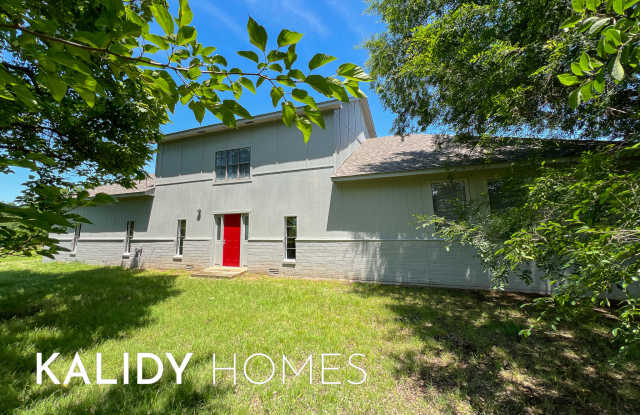 900 North Harrah Road photos photos