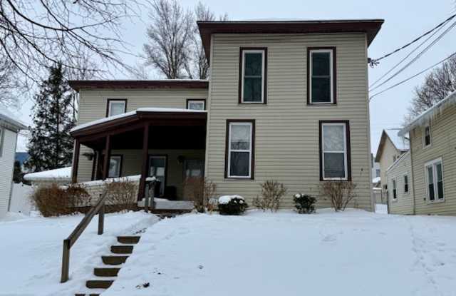 ASHLAND - Charming 1 Bedroom Move In Ready! photos photos