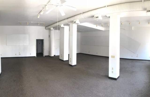 1735 Central Gallery 4