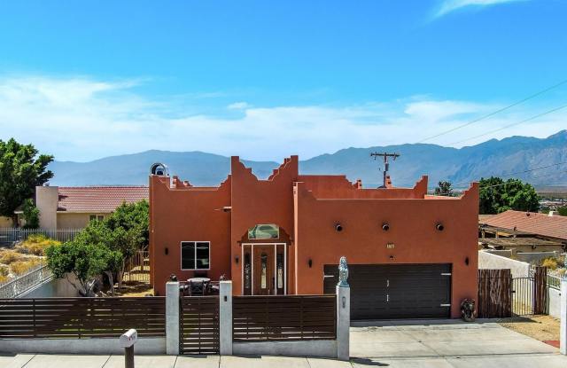 Desert Hot Springs 4 Bedroom luxury unique house photos photos
