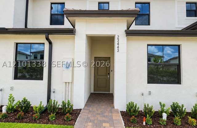 23443 SW 127th Pl Gallery 1