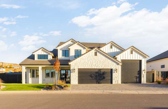 6 bedroom with RV Garage and Hot Tub photos photos 6 bedroom with RV Garage and Hot Tub photos photos