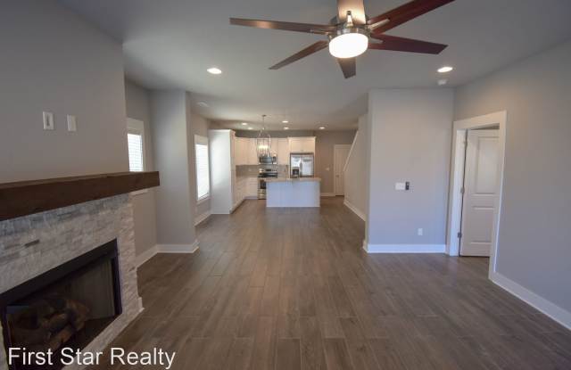 3485 W Tuscan Rd Gallery 3