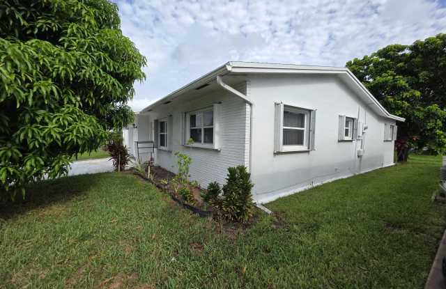 7195 NW 9TH Court Gallery 2