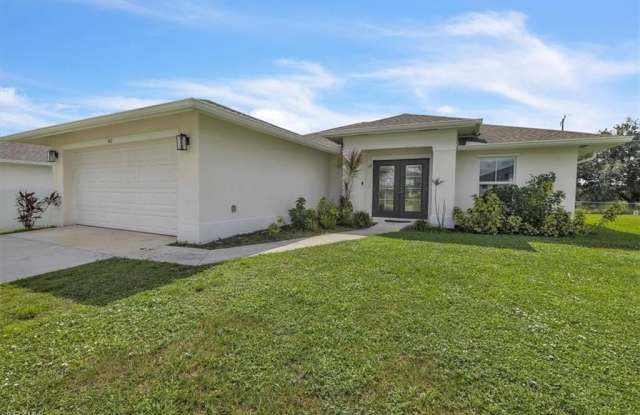 412 NE 25th St lot: 7 photos photos