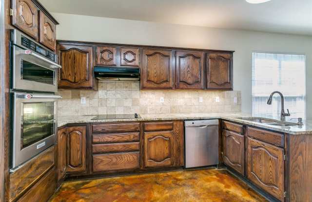 1649 Bennington Drive Gallery 2