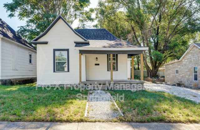 750 S New Ave photos photos