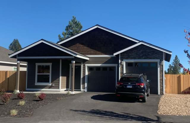 51772 Mountain Pine Street - 51772 Mountain Pine Street, La Pine, OR 97739