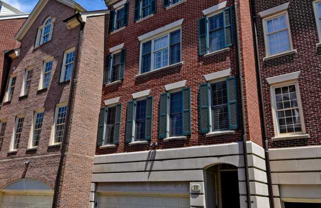 22 WOLFE STREET Gallery 3
