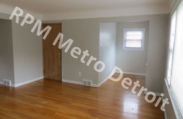 204 Catalpa Dr Gallery 3